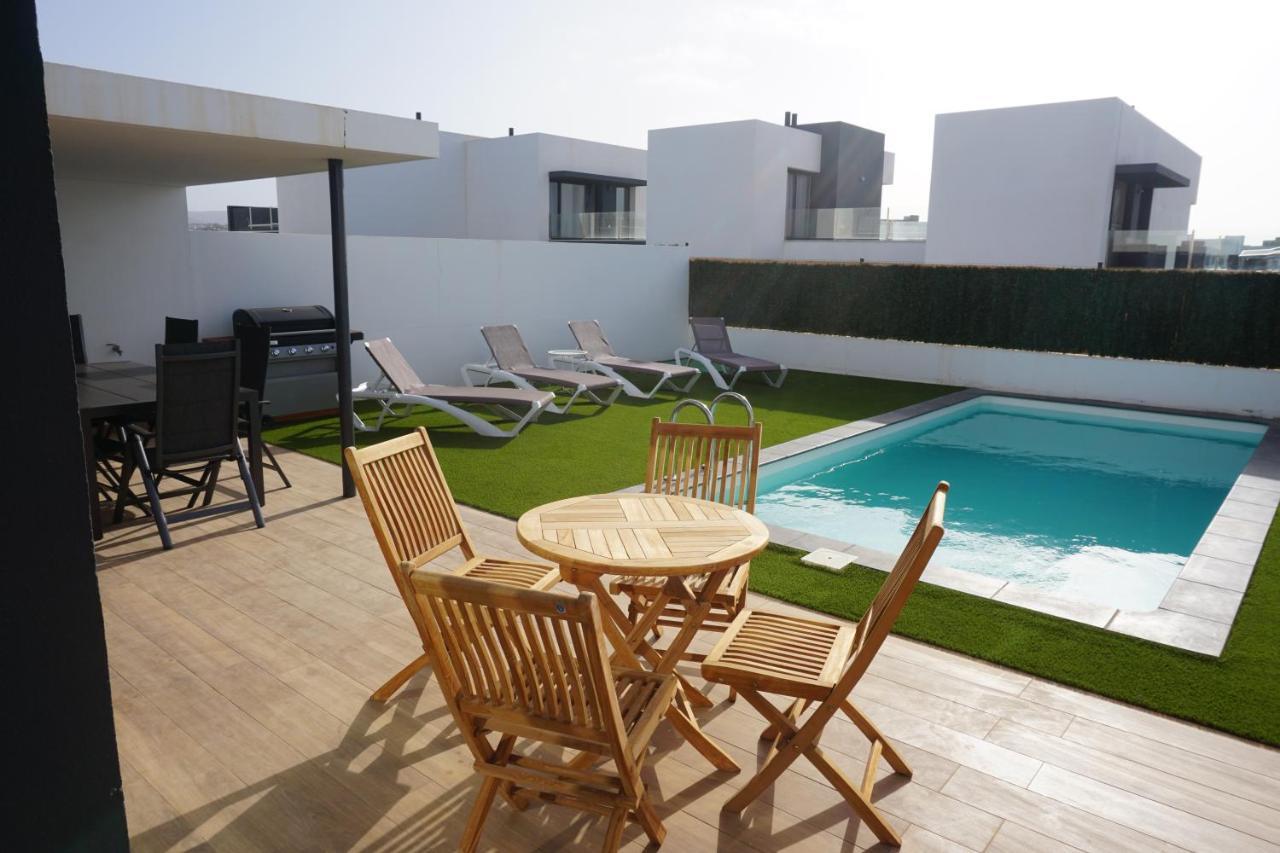 Casa Soleada Villa La Oliva Luaran gambar